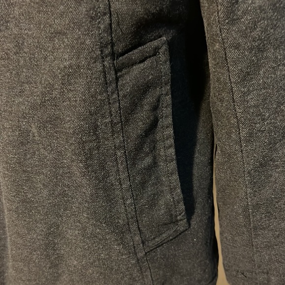 Man’s Coat - Picture 2 of 6